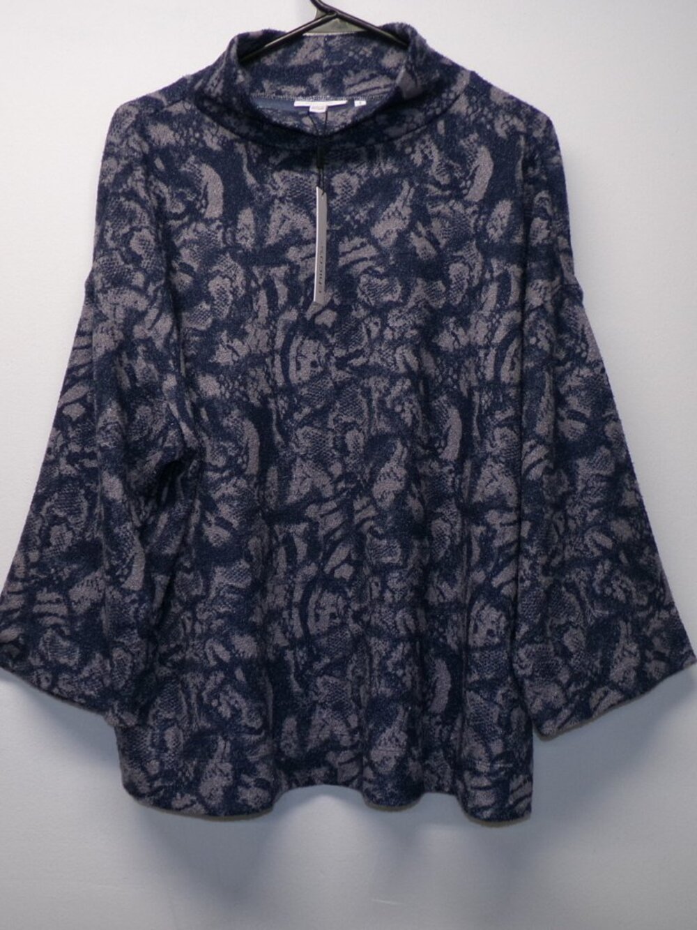 NWT Chicos Animal Print Cozy Mock Turtleneck 3/4 Sleeve Sweater Top sz 3 US XL